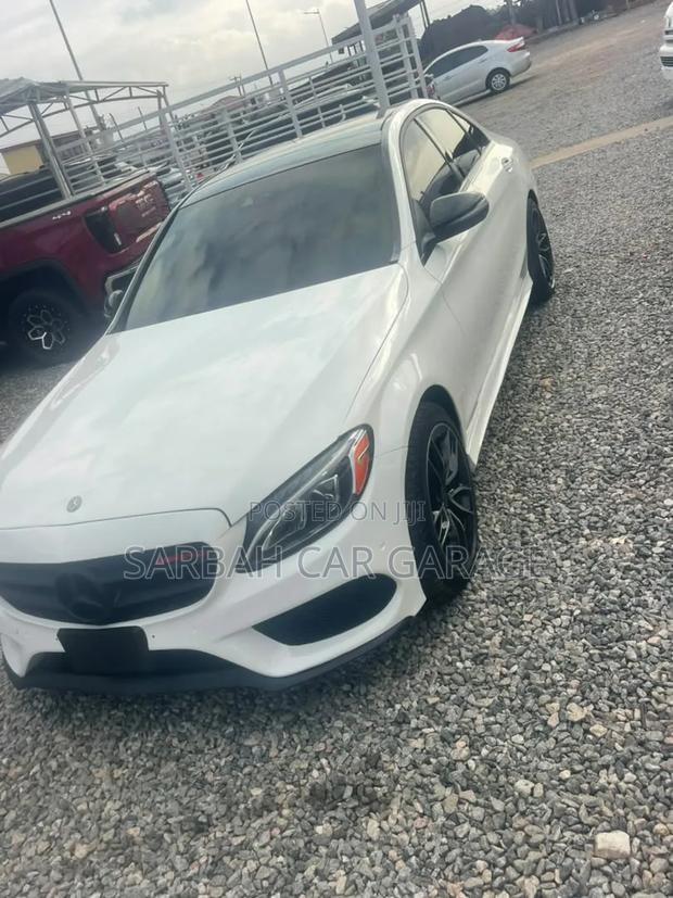Mercedes-Benz C300 2018 White