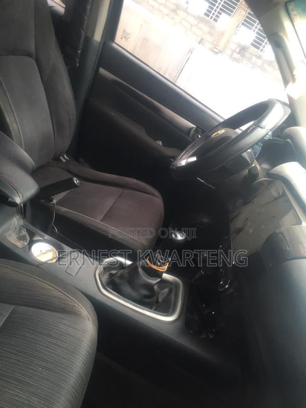Toyota Hilux 2016 Black