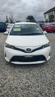 Toyota Vitz 2014 White for sale
