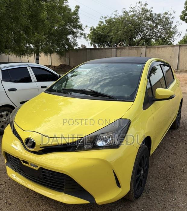 Toyota Vitz 1.3 AWD 3dr 2015 Yellow