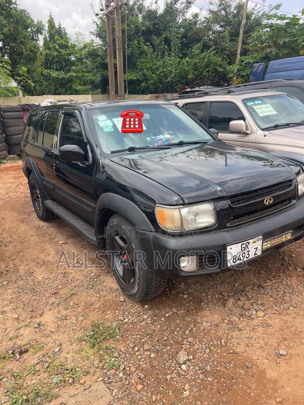 Infiniti QX4 2003 Black