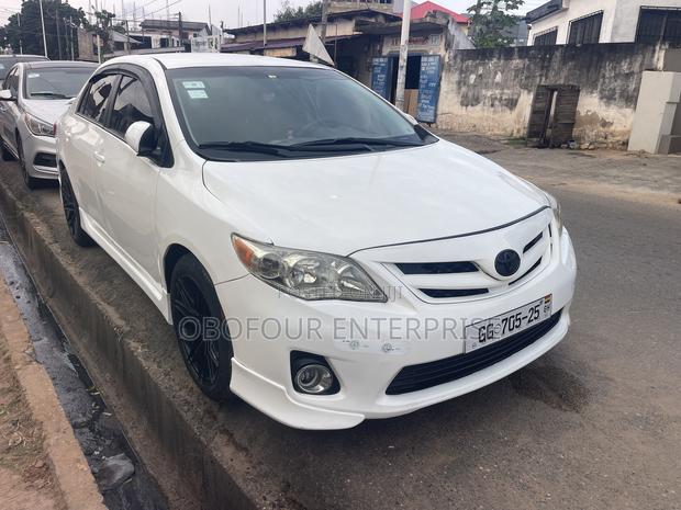 Toyota Corolla S 4dr Sedan (1.8L 4cyl 4A) 2013 White