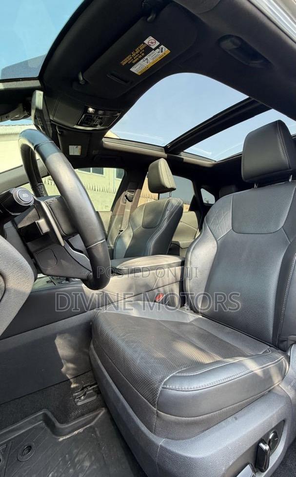 Lexus RX 350 Premium AWD 2024 Silver