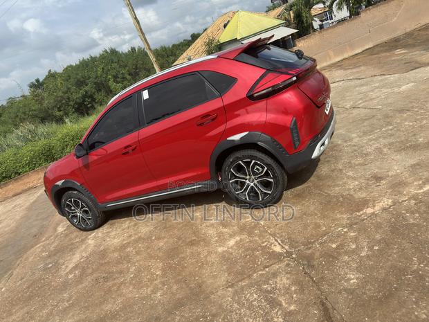 Chery Tiggo 2 2022 Red