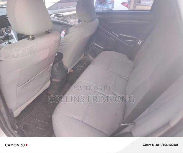 Toyota Matrix 2010 Silver
