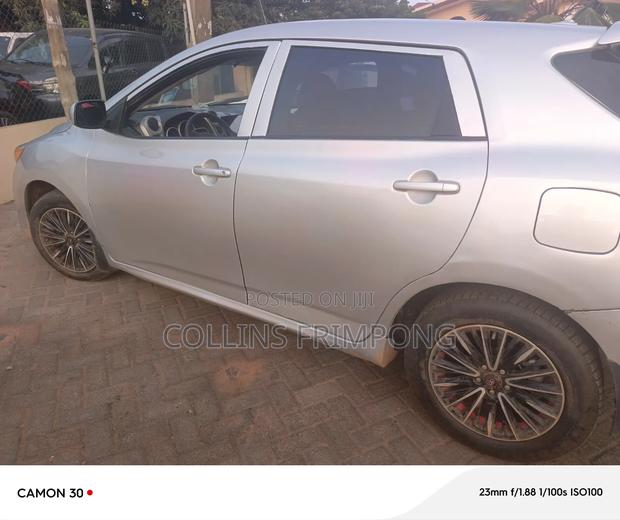 Toyota Matrix 2010 Silver
