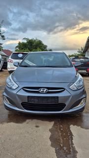 Hyundai Accent SE Sedan 2017 Silver for sale
