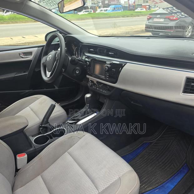 Toyota Corolla 2016 White