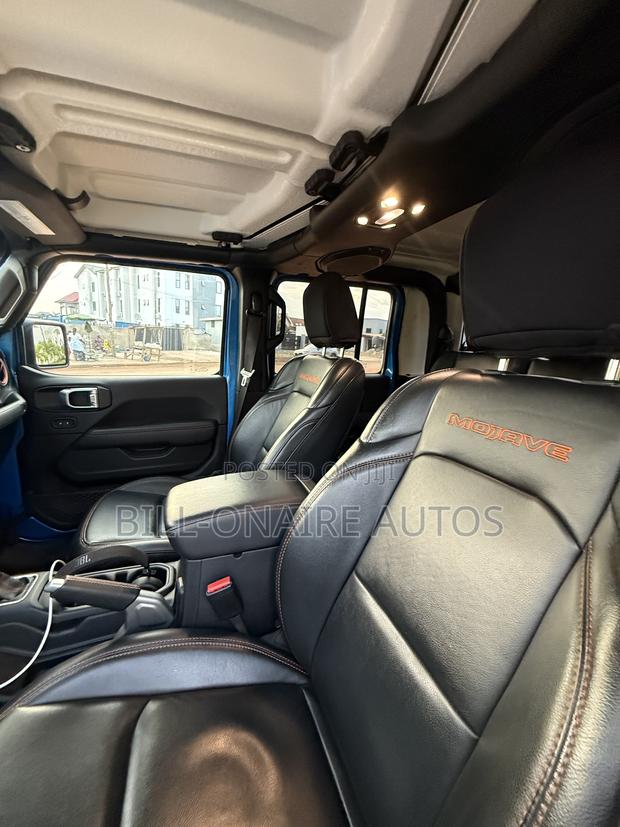 Jeep Gladiator Mojave 2022 Blue