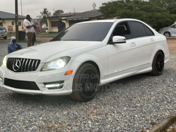 Mercedes-Benz C250 2015 White