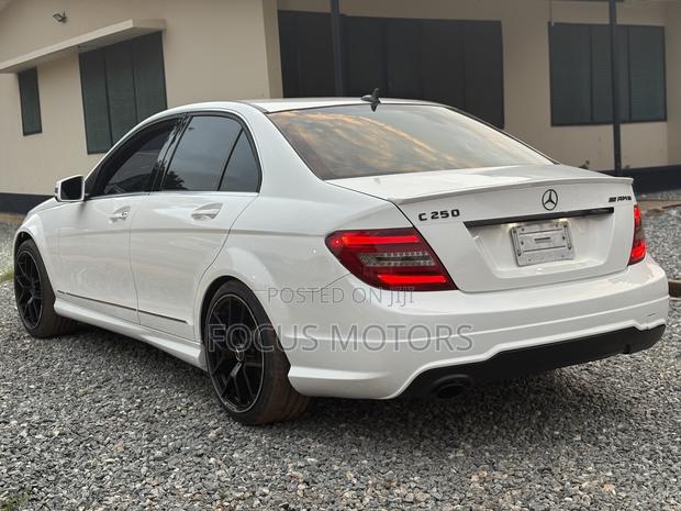 Mercedes-Benz C250 2015 White