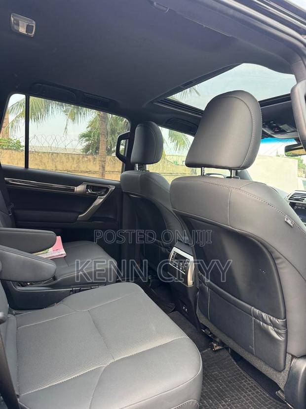 Lexus GX 460 2021 Black