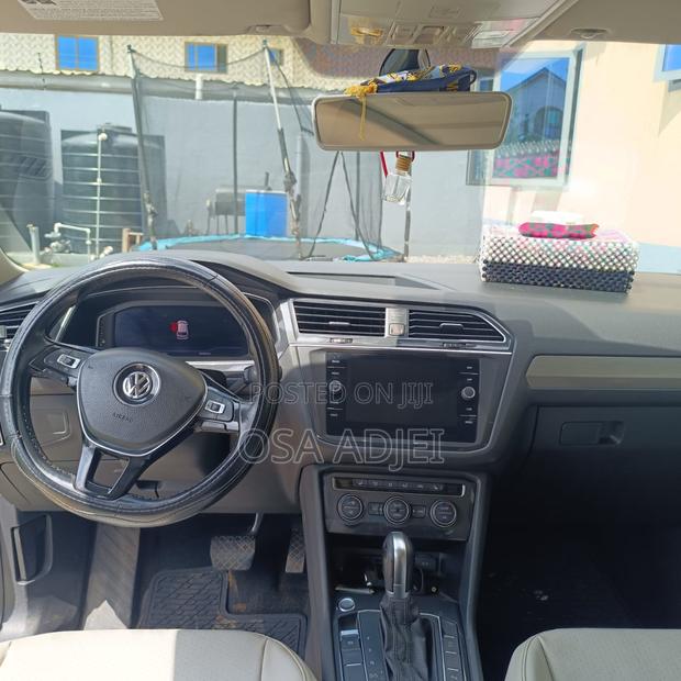 Volkswagen Tiguan 2.0T SEL FWD 2019 White