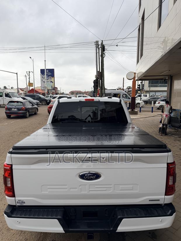 Ford F-150 XLT 2022 White