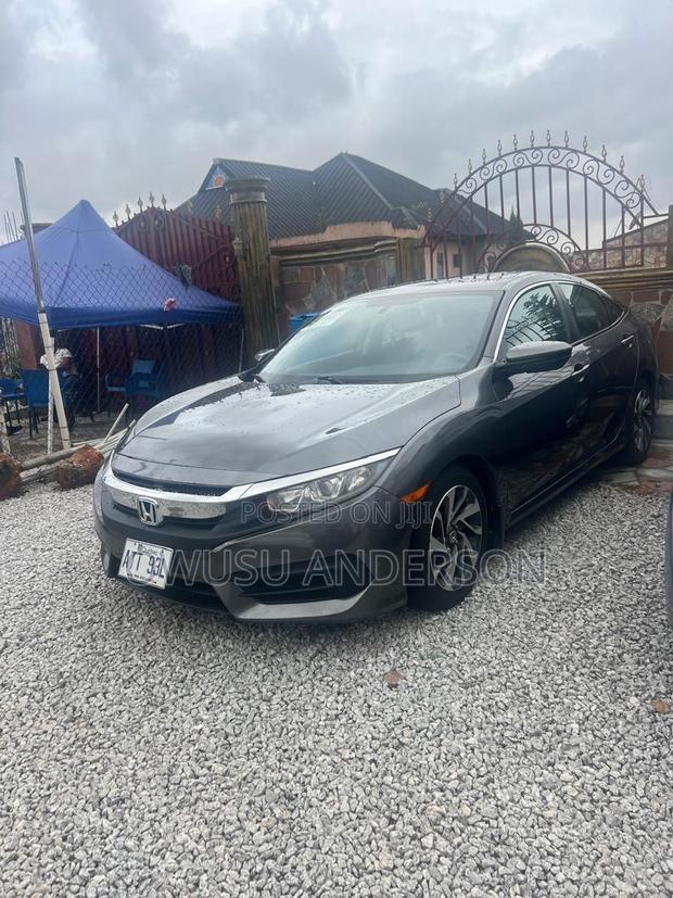 Honda Civic 2018 Gray