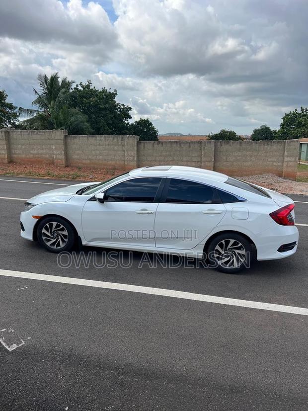 Honda Civic 2017 White
