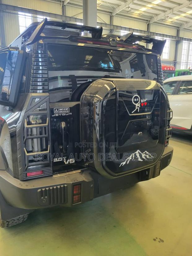 Jetour T2 2.0 Petrol AWD 2023 Black