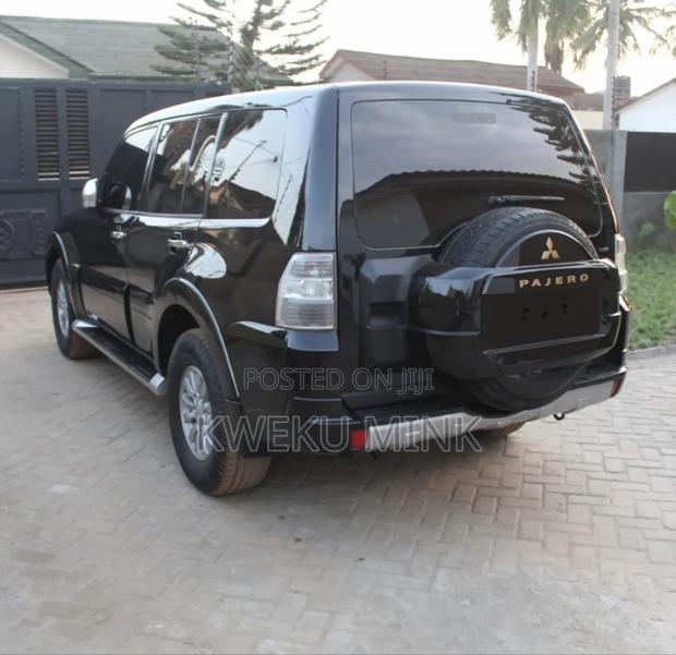 Mitsubishi Pajero 2013 Black