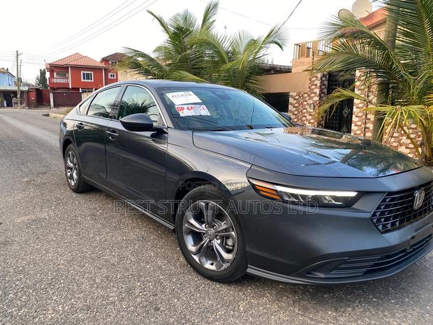 Honda Accord EX CVT 2024