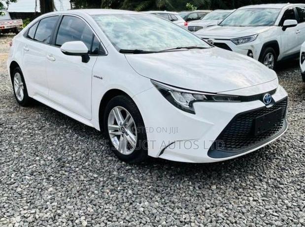 Toyota Corolla 2021 Red