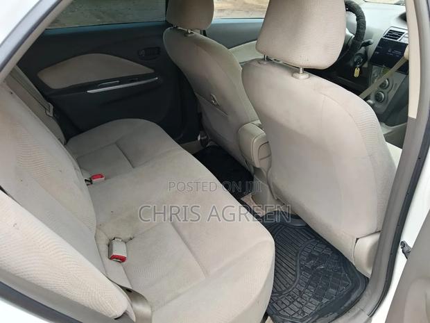 Toyota Belta 2011 White