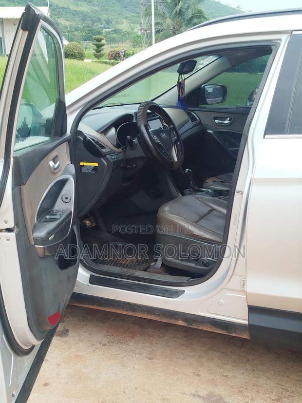 Hyundai Santa Fe 2016 Silver