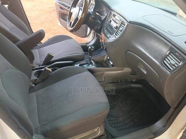Kia Rio 2010 White