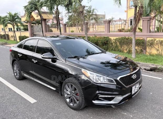 Hyundai Sonata Sport 4dr Sedan (2.4L 4cyl 6A) 2015 Black