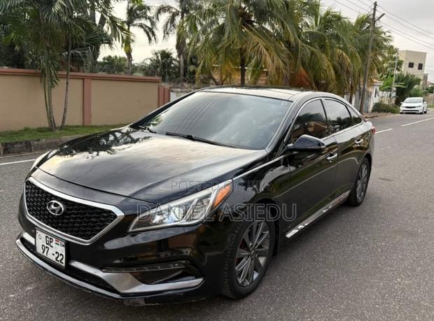 Hyundai Sonata Sport 4dr Sedan (2.4L 4cyl 6A) 2015 Black