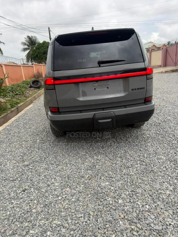 Lexus GX 2025 Gray