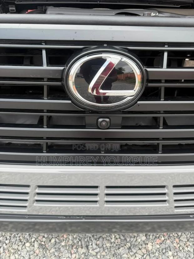 Lexus GX 2025 Gray