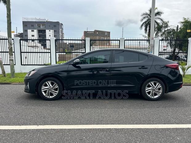 Hyundai Elantra SE 2019 Black