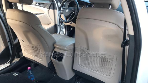Hyundai Tucson 2017 White