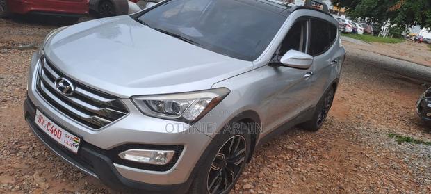 Hyundai Santa Fe 2015 Gray