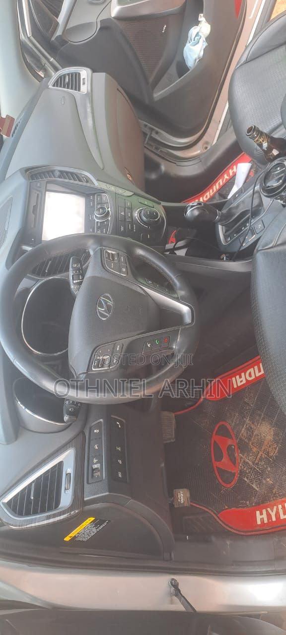 Hyundai Santa Fe 2015 Gray