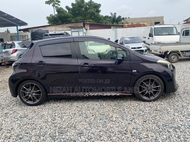 Toyota Vitz 2014 Purple