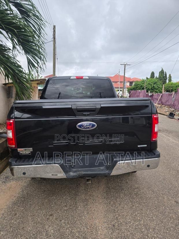 Ford F-150 XLT 4x4 SuperCab Styleside 8 ft. box 163 in. WB 2018 Black