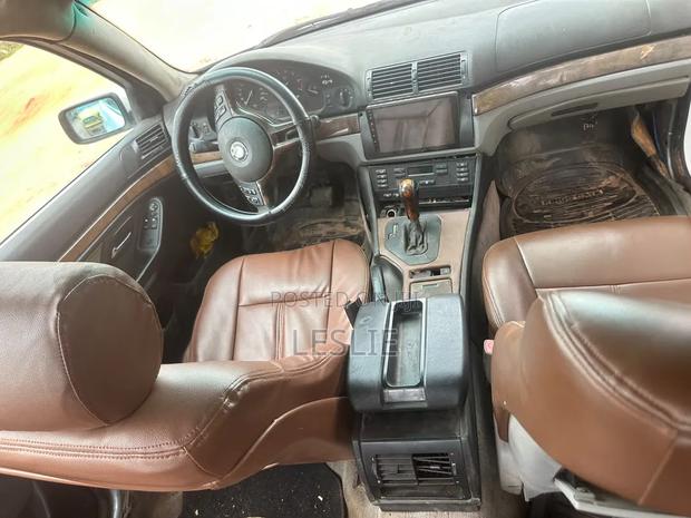 BMW 525i 2004 White