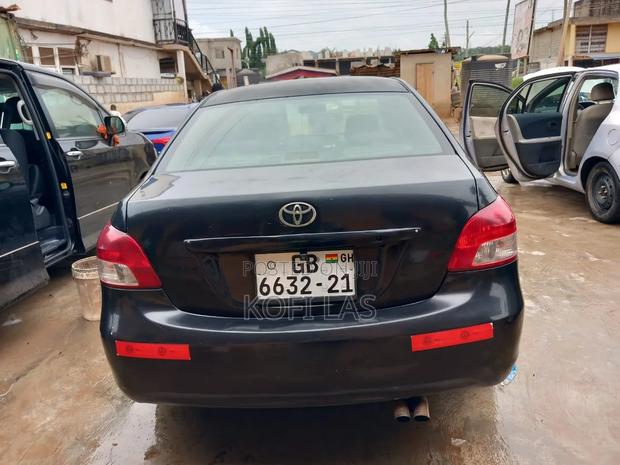 Toyota Yaris 2009 Black