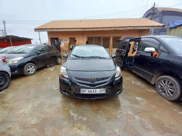 Toyota Yaris 2009 Black