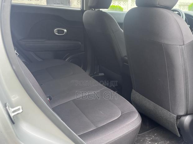 Kia Soul Hatchback 2016 Silver