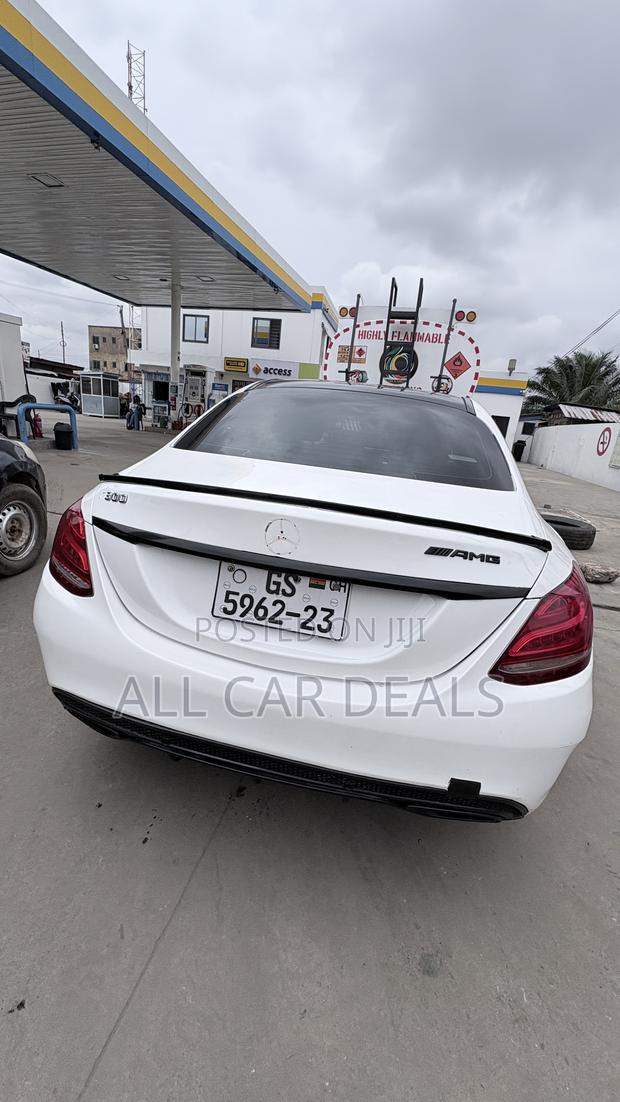 Mercedes-Benz C300 2015 White