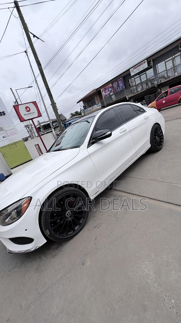 Mercedes-Benz C300 2015 White