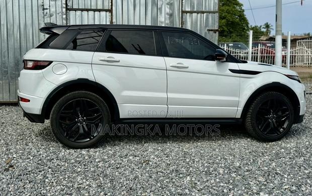 Land Rover Range Rover Evoque HSE Dynamic 4x4 Coupe (2.0L 4cyl 9A) 2016