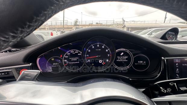 Porsche Panamera Turbo Executive AWD 2019 Silver
