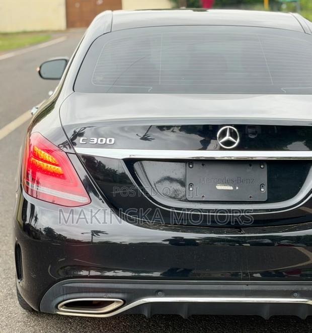 Mercedes-Benz E300 2020 Black