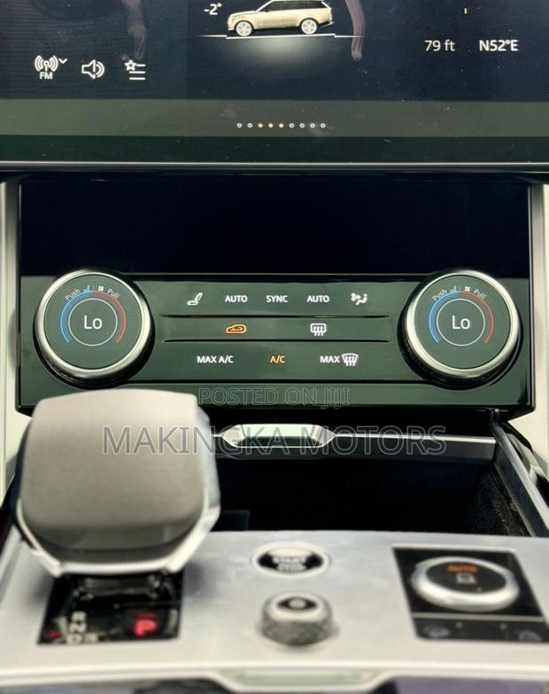 Land Rover Range Rover Vogue 2023 Silver