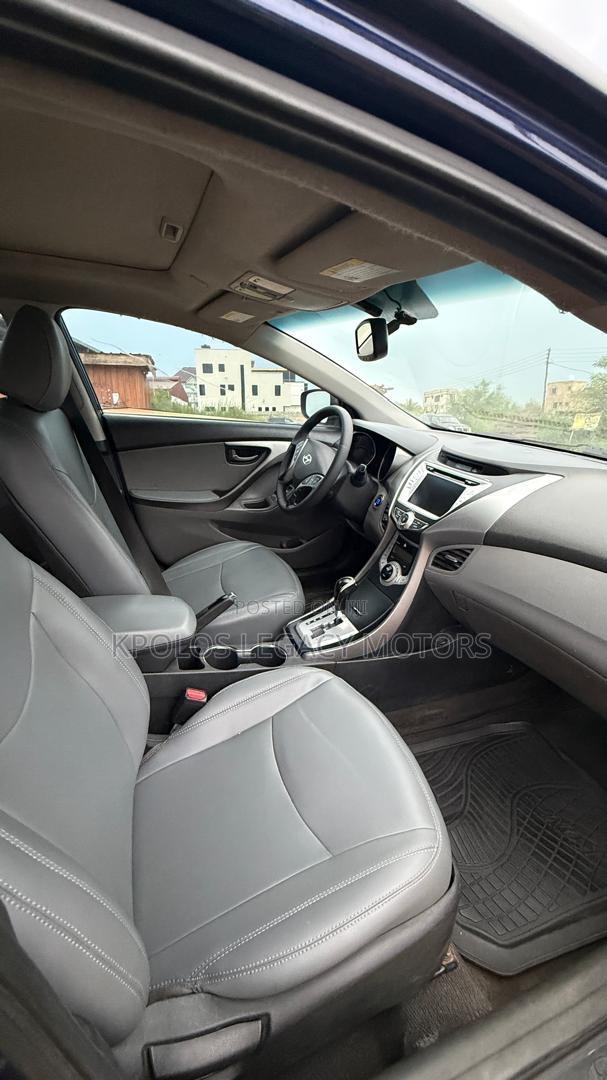 Hyundai Elantra SE Coupe FWD (1.8L 4cyl 6A) 2013 Blue