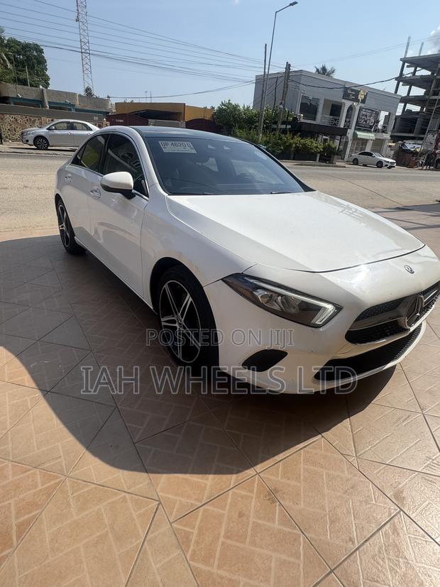 Mercedes-Benz A-Class 2019 White
