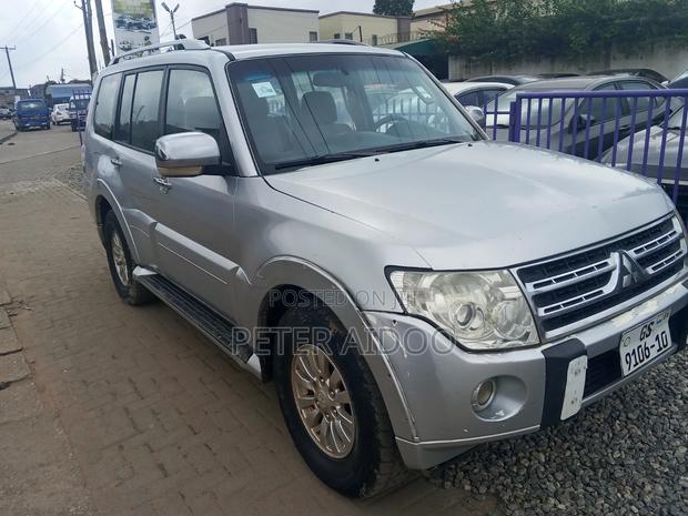 Mitsubishi Pajero 2007 Silver